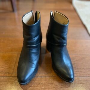Nisolo Dari Commuter Leather Ankle Boots